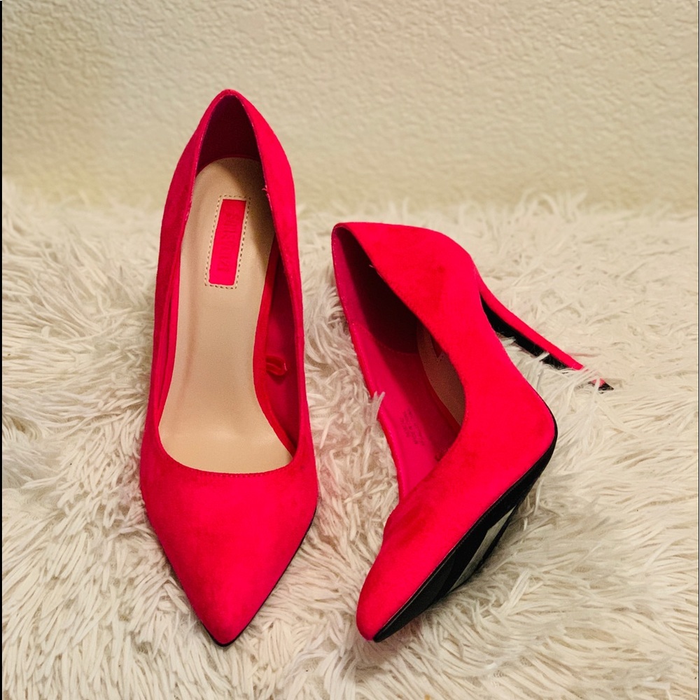 Pink Faux Suede Pointed Toe Pumps (Forever 21)